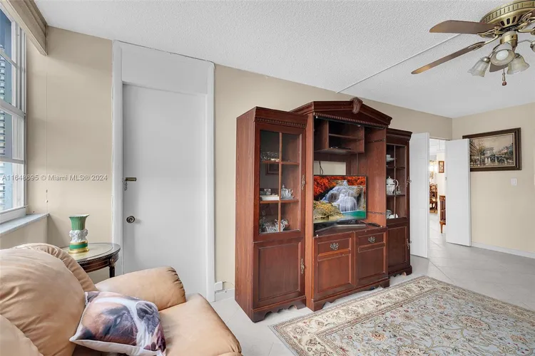 La Mer Estates #807 image #15