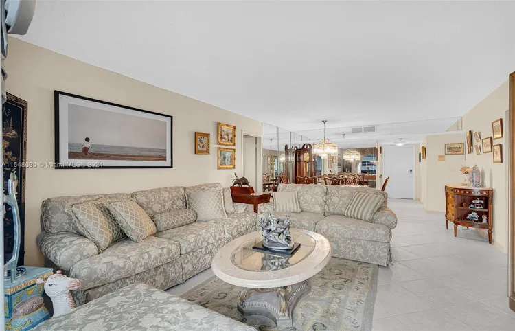 La Mer Estates #807 image #18