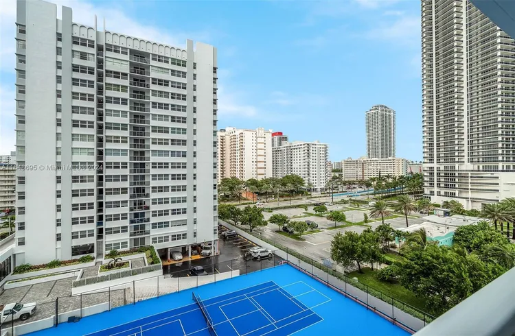 La Mer Estates #807 image #29