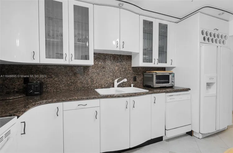 La Mer Estates #807 image #6
