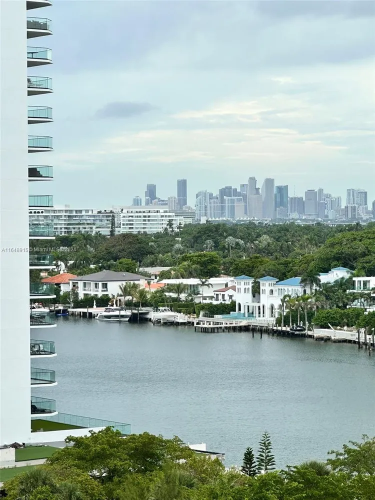 Oceanside Plaza #10B image #7