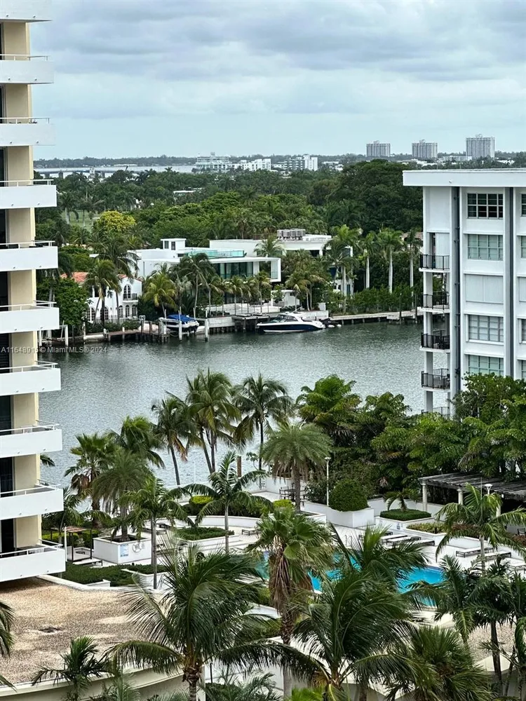 Oceanside Plaza #10B image #9