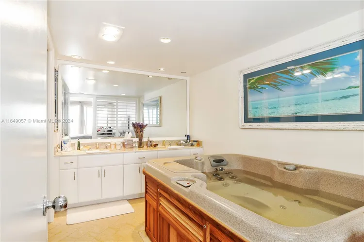 Three Grove Isle Condo #C1110 image #7