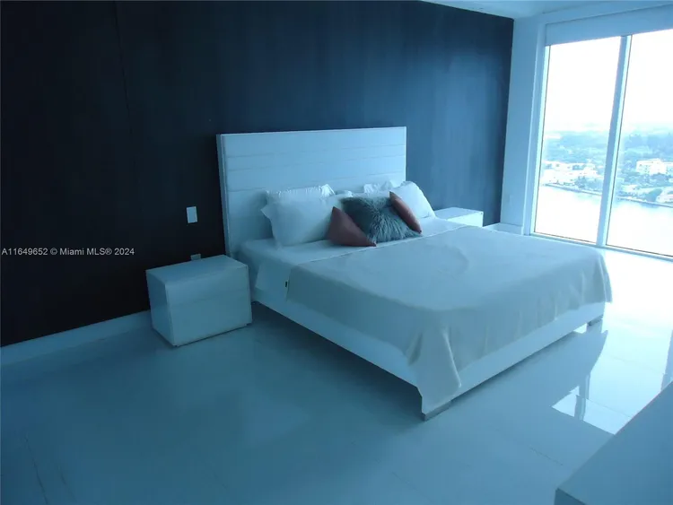 The Bridgewater #2107 image #13