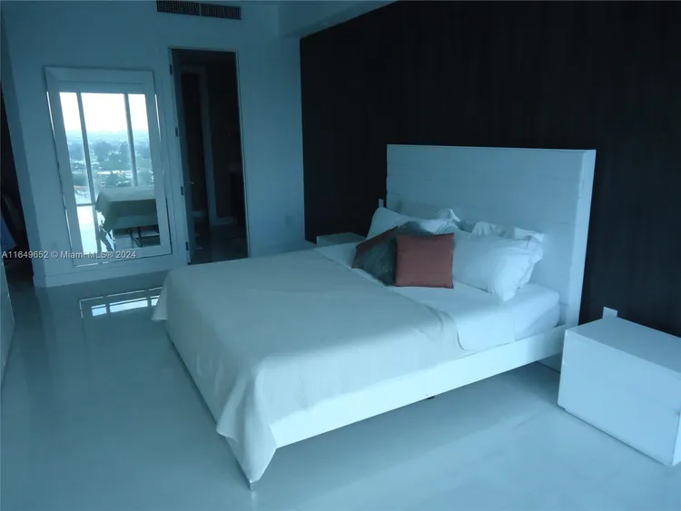 The Bridgewater #2107 image #14