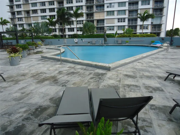 The Bridgewater #2107 image #34