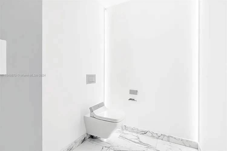 Oceana Bal Harbour #905 image #19