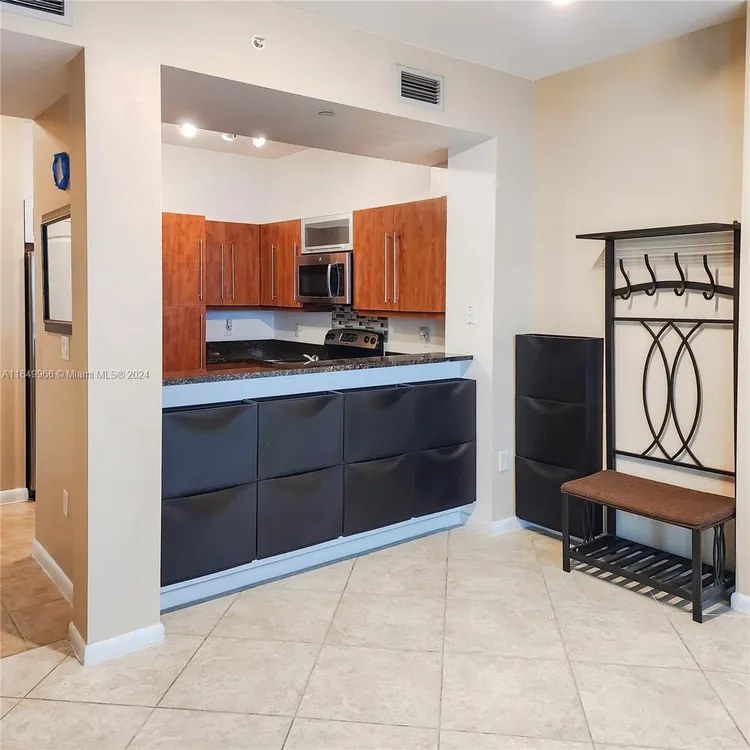 Toscano #409S image #10