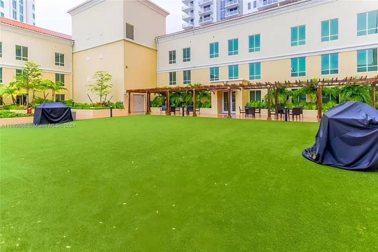 Toscano #409S image #20