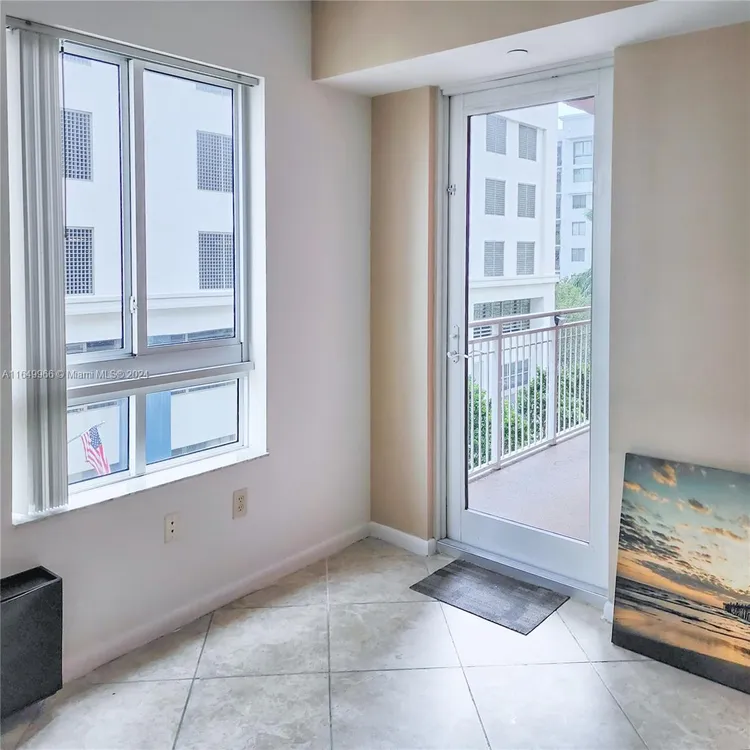 Toscano #409S image #6