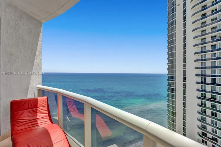 Trump Tower 1 #2806 image #31