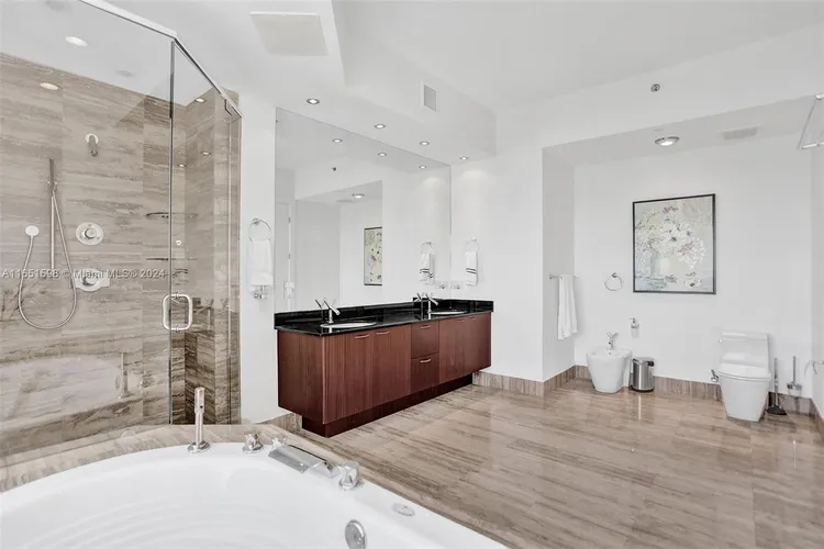 Trump Tower 1 #2806 image #35