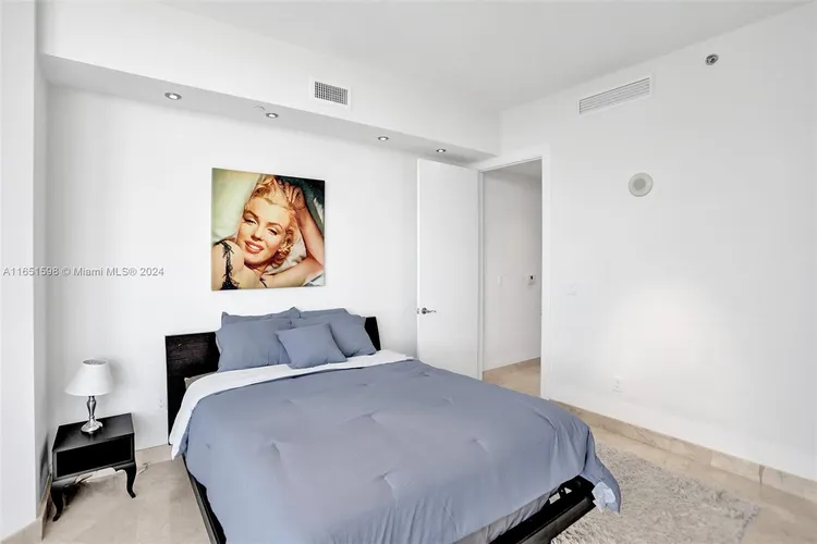 Trump Tower 1 #2806 image #40