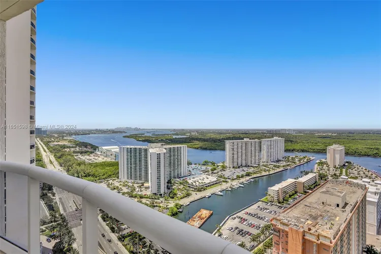 Trump Tower 1 #2806 image #44