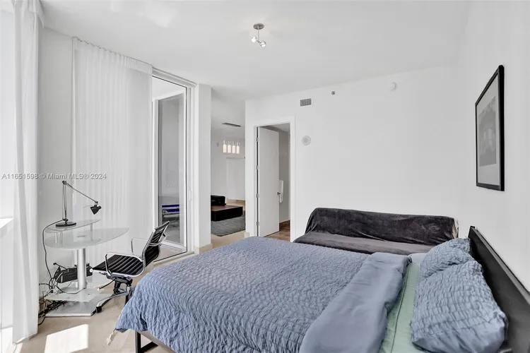 Trump Tower 1 #2806 image #48