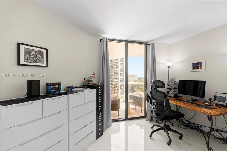 Portsview at the Waterways #1105 image #16