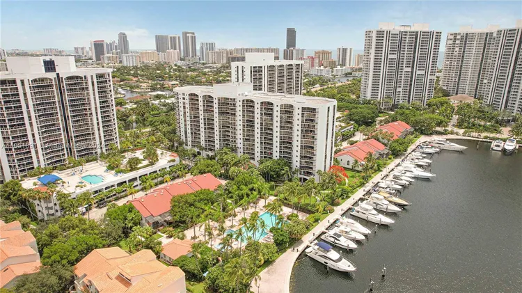 Portsview at the Waterways #1105 image #32