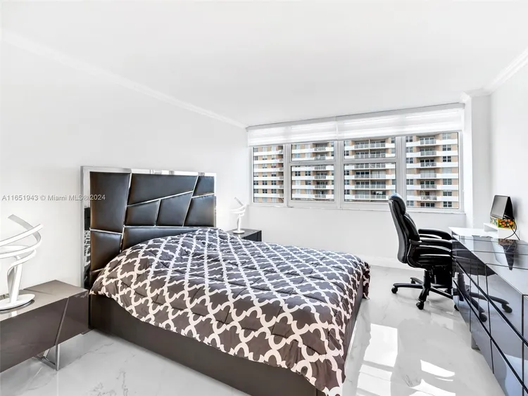 Parker Plaza Estates #1726 image #17