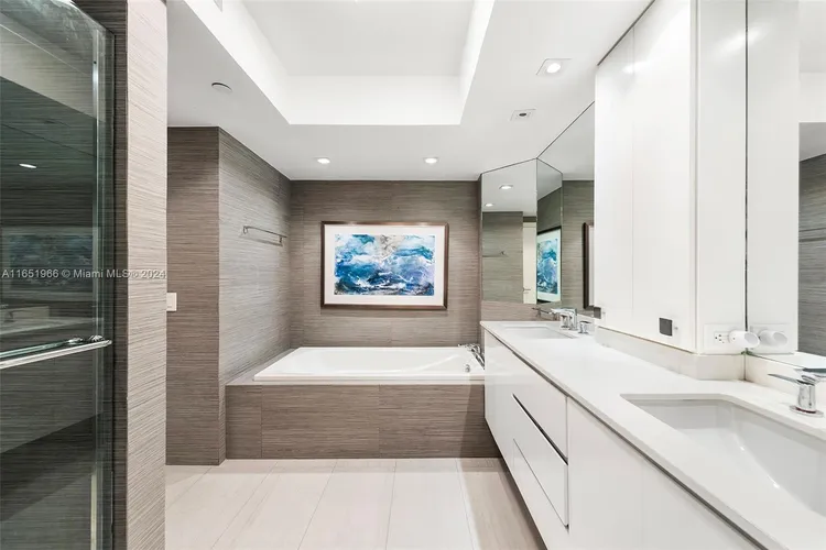 Green Diamond #2503 image #13