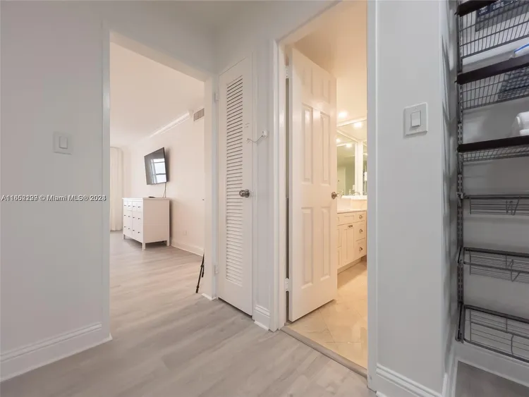 Seacoast 5151 #812 image #58