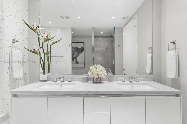 Jade Signature #3305 image #30