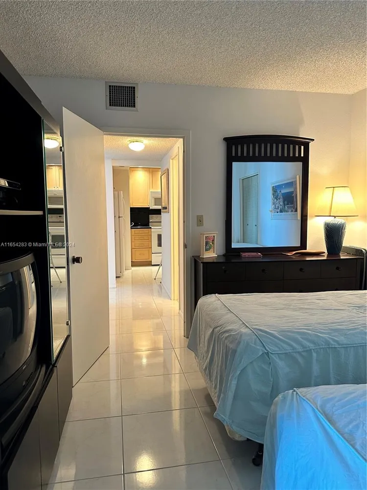 Crystal Tower #1104 image #22