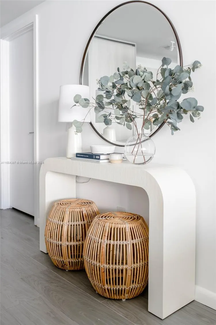 One Paraiso #2404 image #16