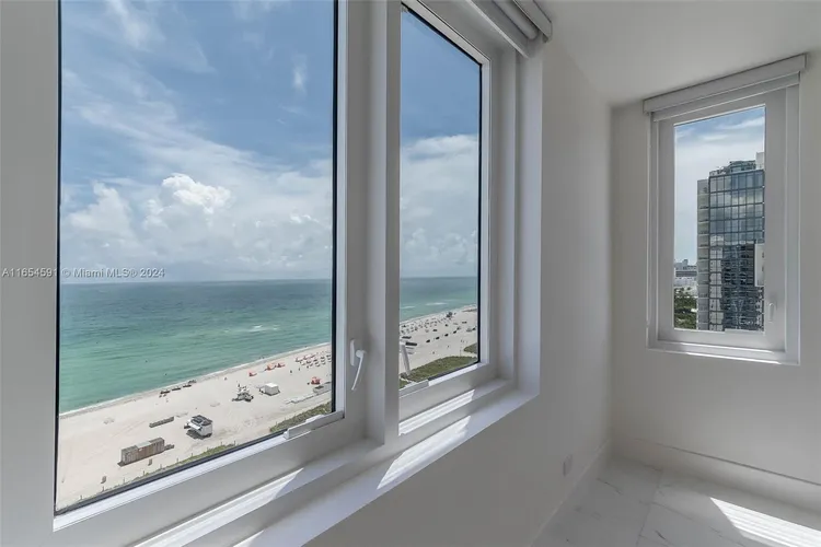 Roney Palace #1409 image #17