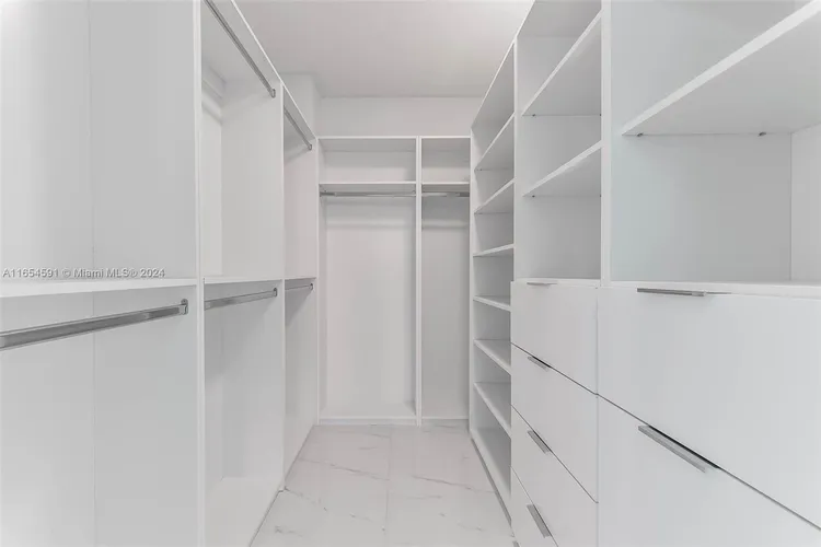 Roney Palace #1409 image #19