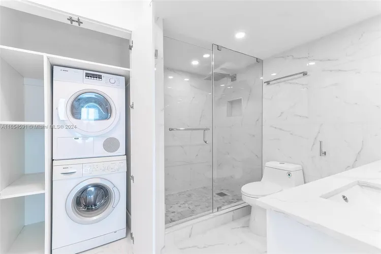 Roney Palace #1409 image #20