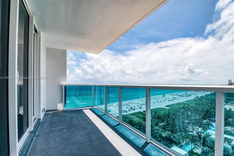 Roney Palace #1409 image #23