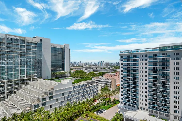 Roney Palace #1409 image #29