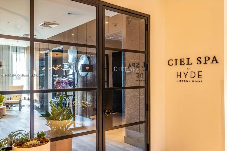 Hyde Midtown #1110 image #18