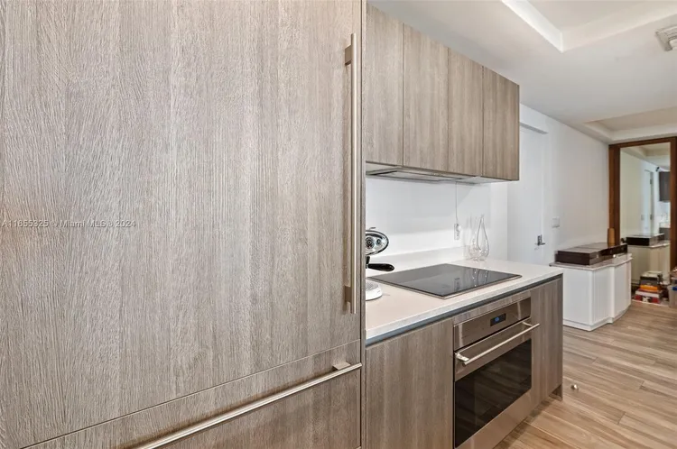 SLS Lux Brickell #3910 image #6