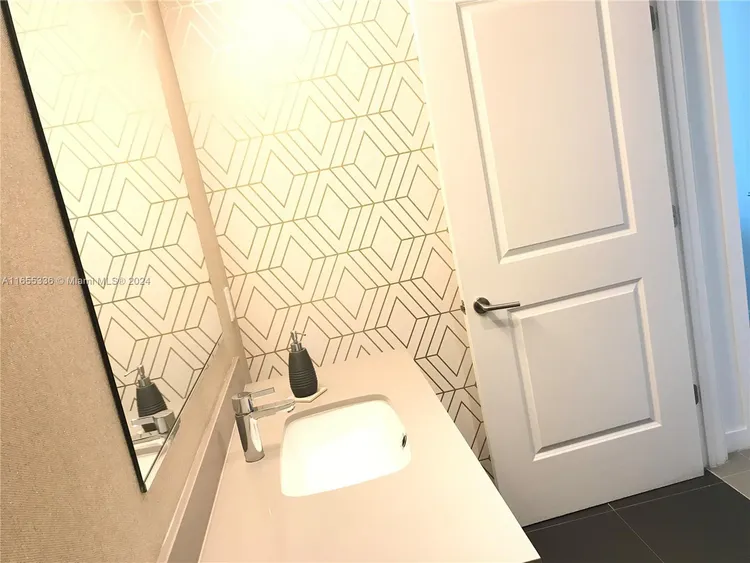 Canvas #2709 image #65