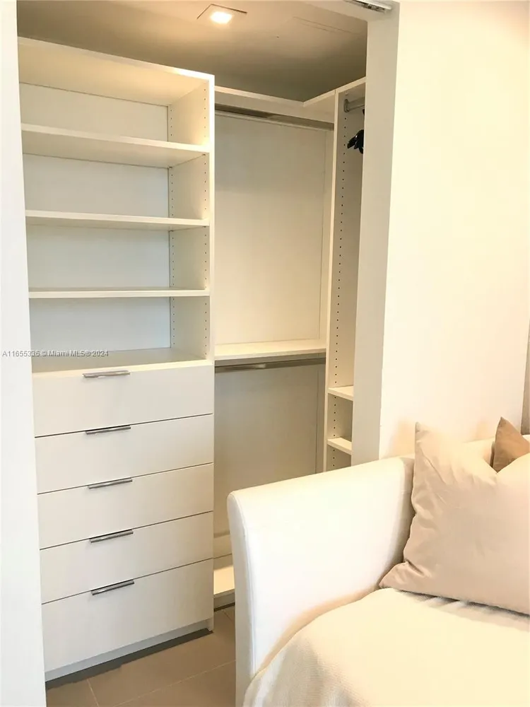 Canvas #2709 image #66