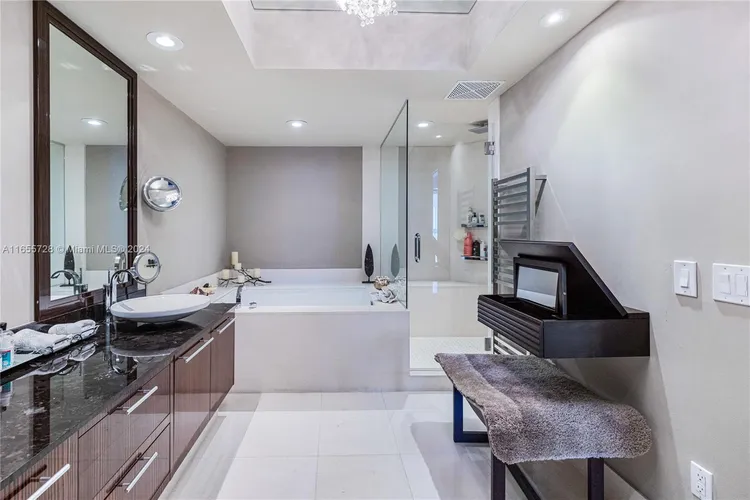 Trump Hollywood #2904 image #26