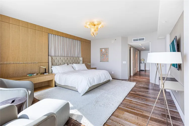 Trump Hollywood #2904 image #29