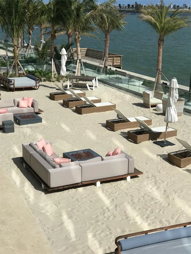 Biscayne Beach #4101 image #19