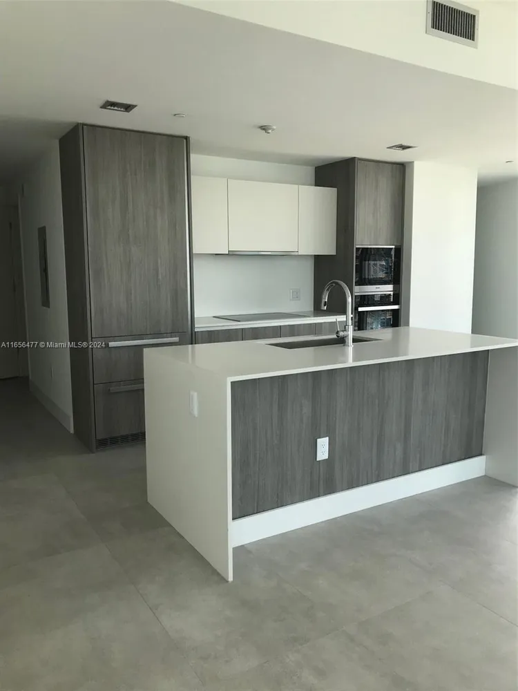 Biscayne Beach #4101 image #8