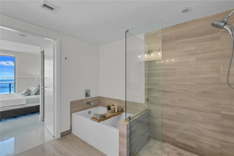 Brickell House #3503 image #19