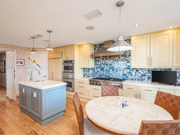 Villas of Positano #7H image #9