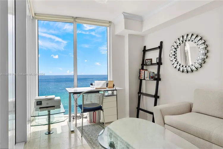 Ocean Three #1904 image #6