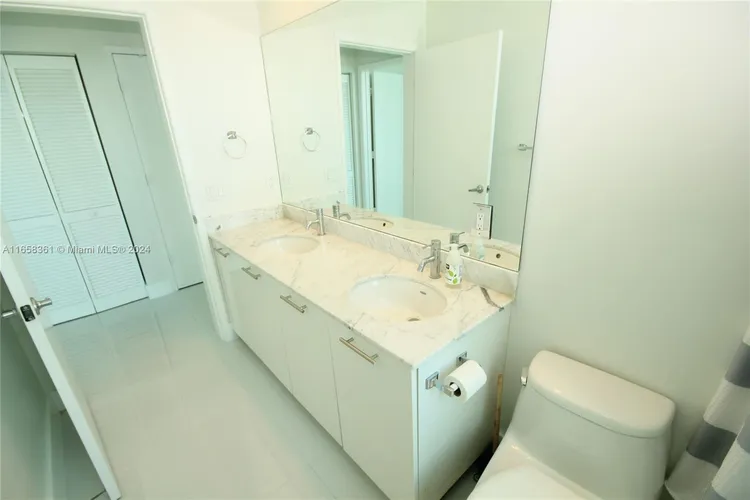 The Plaza on Brickell North #5000 image #24