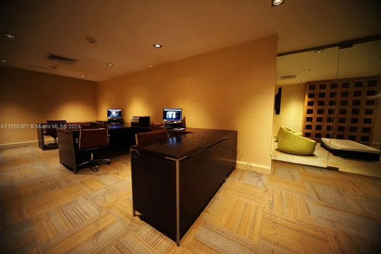 The Plaza on Brickell North #5000 image #38