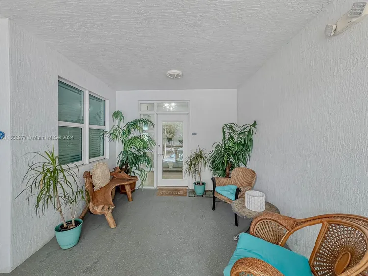 360 Condo #104 image #18