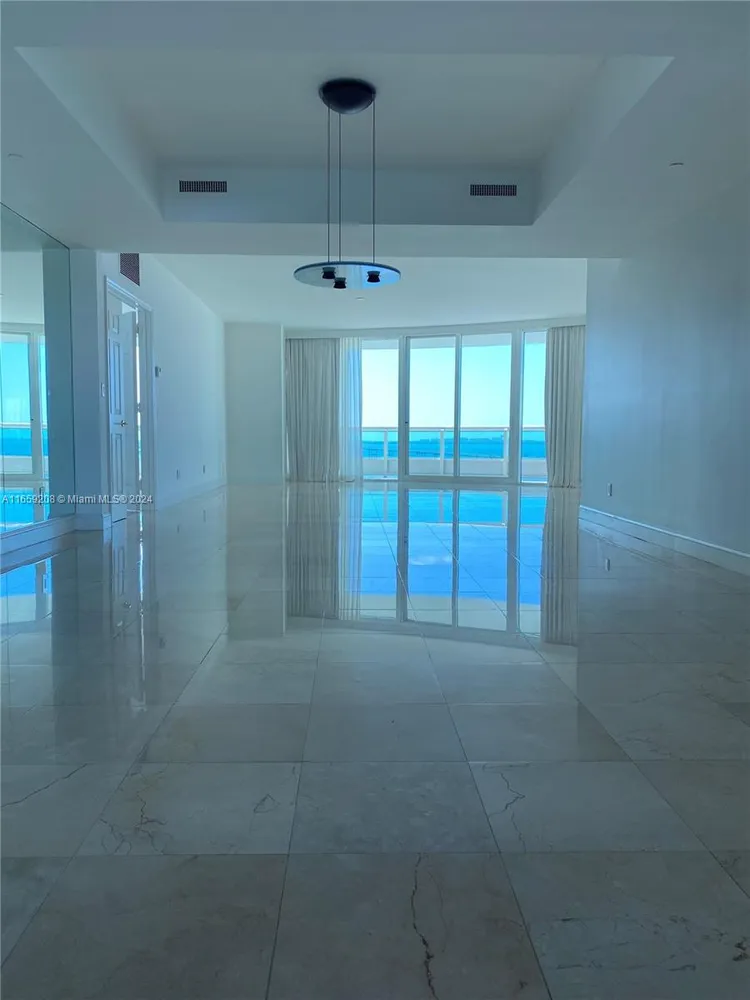 Santa Maria #1201 image #15