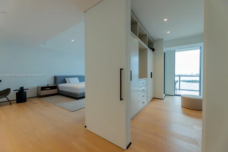 Elysee Miami #1701 image #10