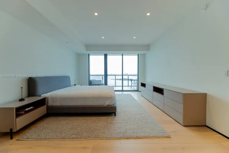 Elysee Miami #1701 image #6