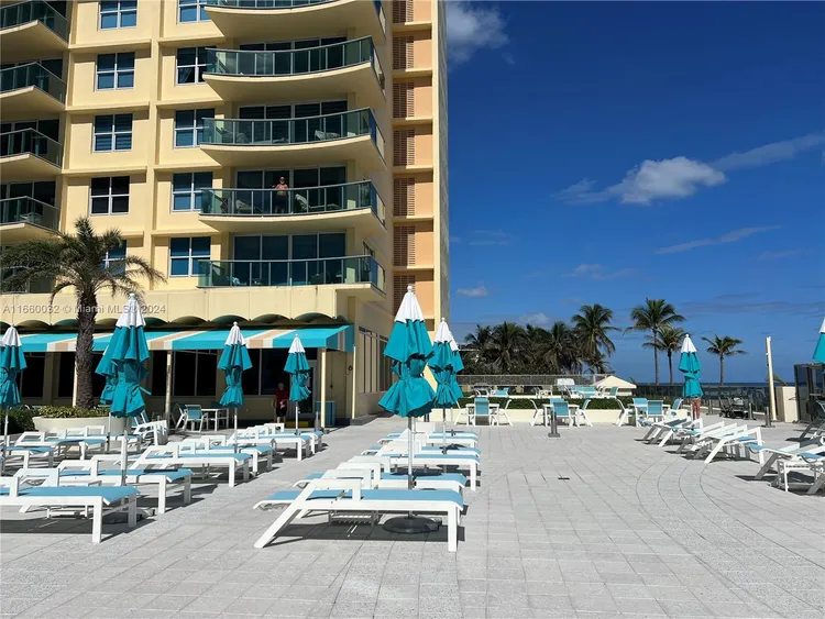 The Wave Condominium #1102 image #20